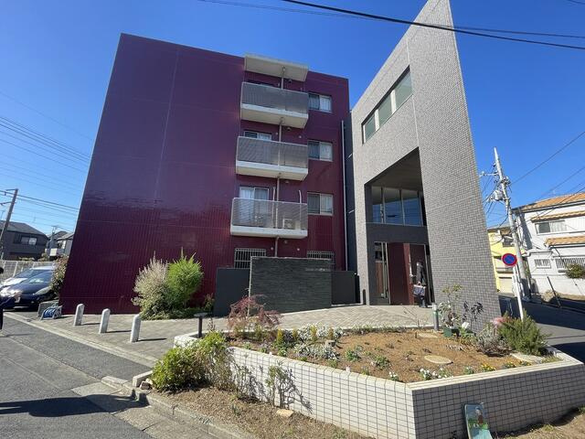 TRINITYの外観