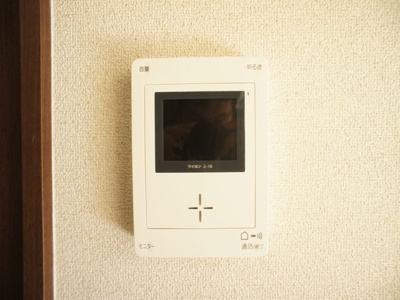 【セキュリティ】 | グリーンガーデンⅡ | 訪問者の確認ができるTVドアホン付きです♪