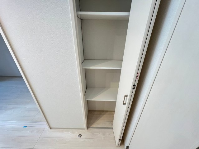 DAIYA STORK 阿波座の収納