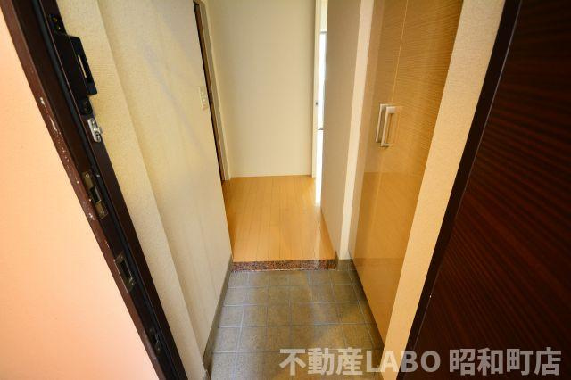 グレイス阿倍野松崎の玄関