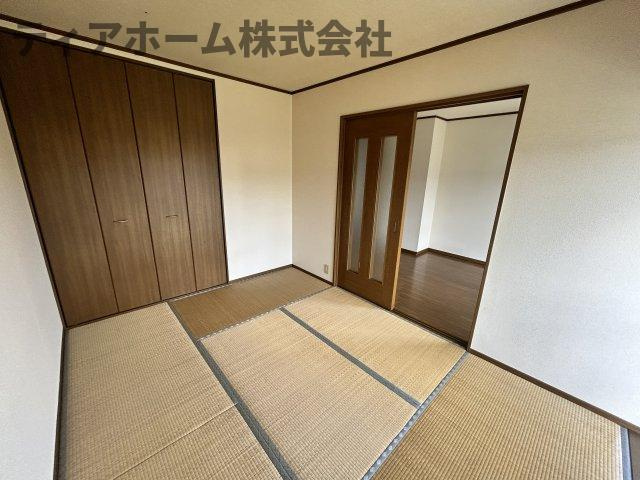 橿原市大軽町のアパートの和室|和室です