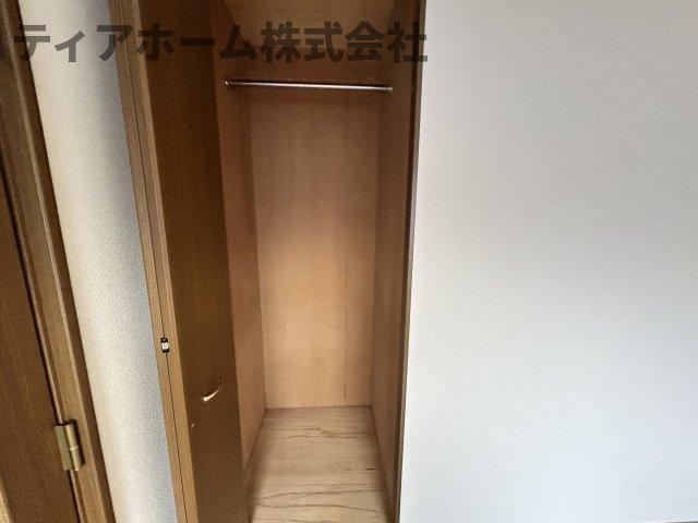 橿原市大軽町のアパートの収納|収納豊富です