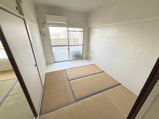 ビレッジハウス泉北栂タワーの和室