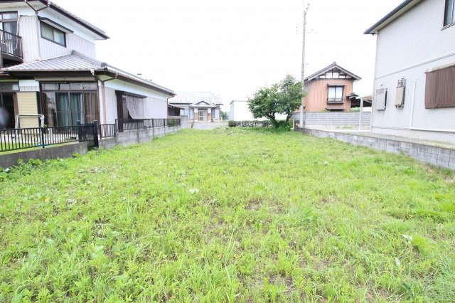 筑西市築地の外観|敷地の中央から北側（2024年7月）