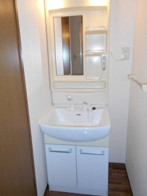 【洗面所】 | リヴェール高沢 Ａ/Ｂ | 洗面所