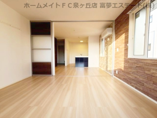 【居間・リビング】 | イーグル土師 | ※イメージ　同物件・反転タイプの写真