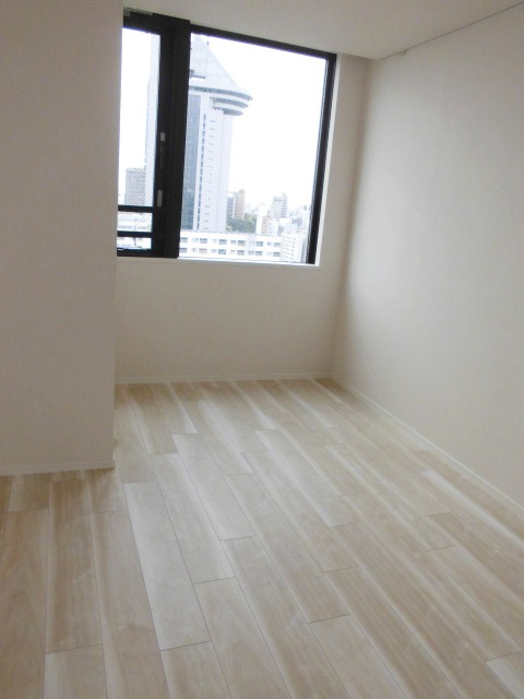 プライムメゾン本郷の洋室|※写真は同タイプの別室になります