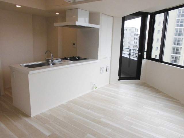 プライムメゾン本郷の居間・リビング|※写真は同タイプの別室になります