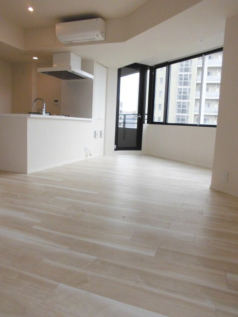 プライムメゾン本郷の居間・リビング|※写真は同タイプの別室になります