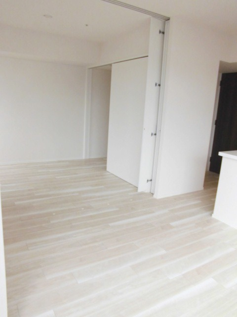 プライムメゾン本郷の洋室|※写真は同タイプの別室になります