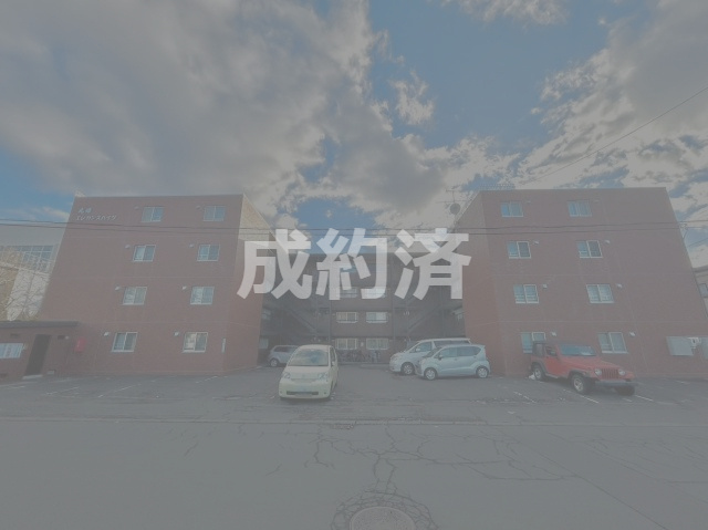 丸増エレガンスハイツ中の島通りの外観