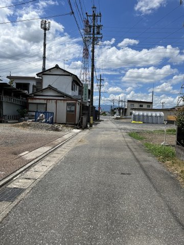 土地　西改田字米野の前面道路含む現地写真