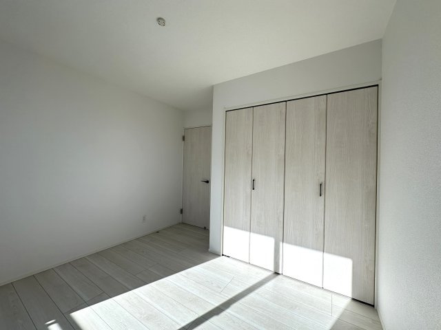 高知市介良乙７期２棟 2号棟の洋室|2号棟