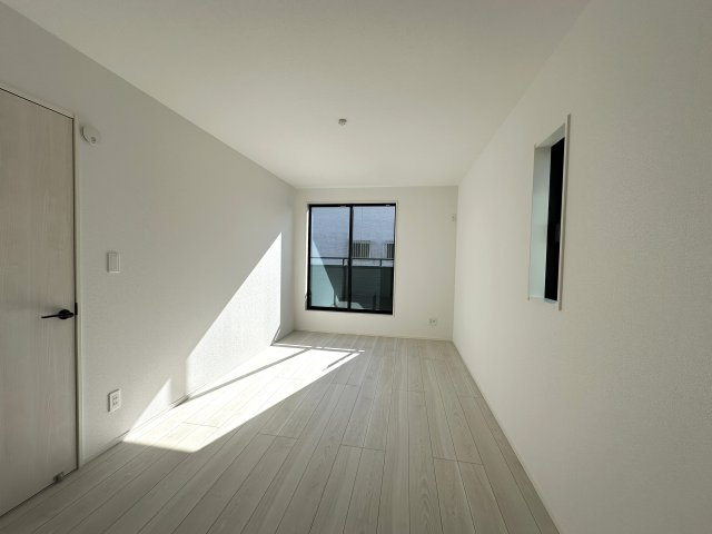 高知市介良乙７期２棟 2号棟の洋室|2号棟