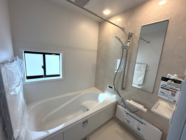 高知市介良乙７期２棟 2号棟の浴室|2号棟