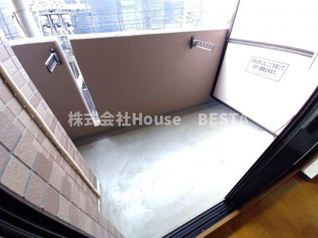 エステムコート神戸西Ⅱのバルコニー