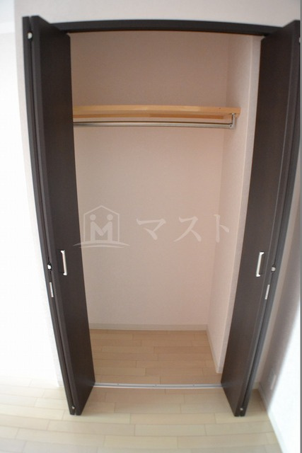 アニマーレ上本町の収納