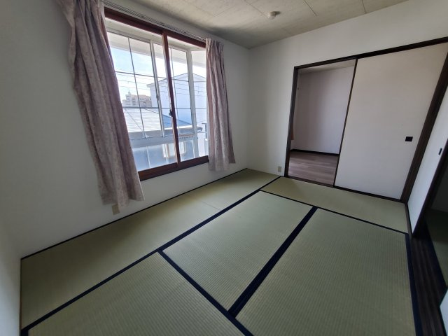 アーバンたわらⅡの和室