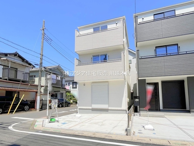 月々９万円台～　新築戸建　川越市稲荷町の外観|1号棟　カースペース並列２台駐車可能です♪