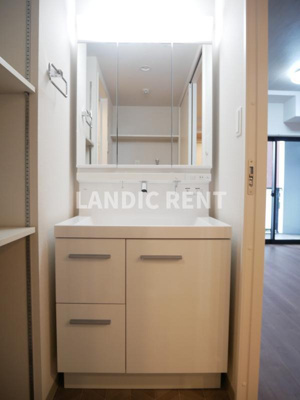 【洗面所】 | neu