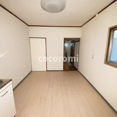 大久保町3丁目リノベ戸建の内装