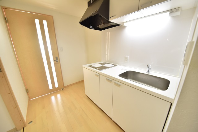 フロントハウス阿賀南のキッチン