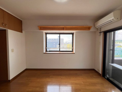 【洋室】 | ハーバード・アイビー・スクエア