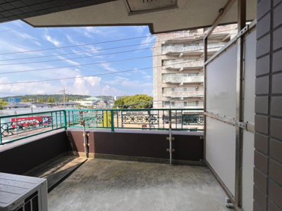 【バルコニー】 | ハーバード・アイビー・スクエア