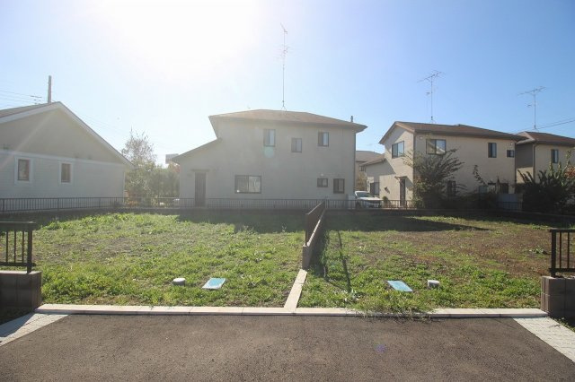 小山市神鳥谷　全9区画の外観|8・9号地の境界部分（2023年11月撮影）