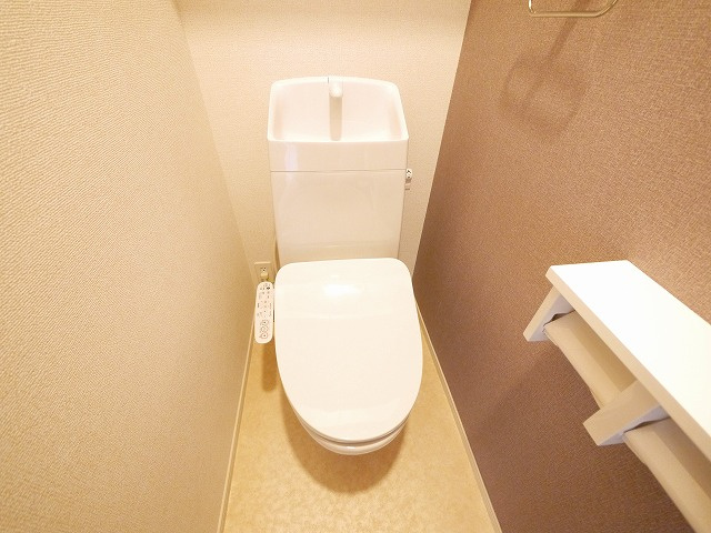 アビタシオン　キャトルのトイレ|落ち着いたトイレです