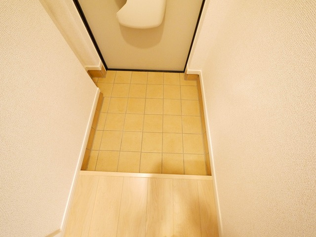 アビタシオン　キャトルの玄関