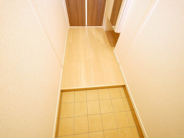 アビタシオン　キャトルの玄関