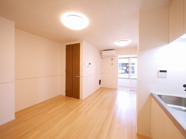 アビタシオン　キャトルの居間・リビング