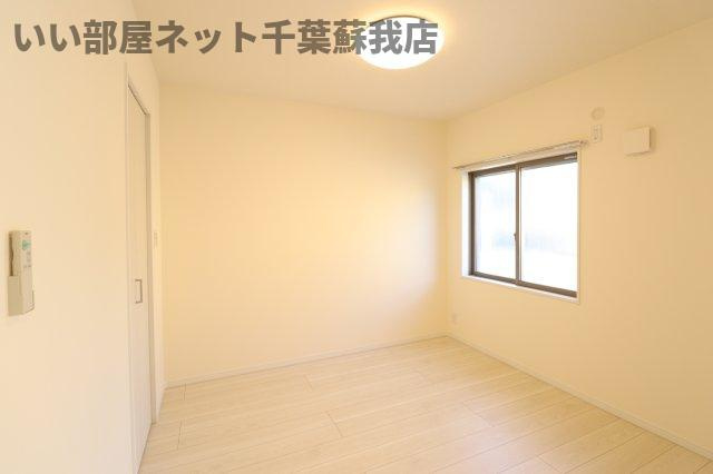 メゾン雅Ⅱの洋室|個人の部屋や寝室として使える洋室です