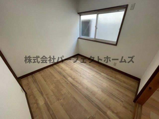緑町戸建　賃貸の洋室|使い勝手のいい洋室です