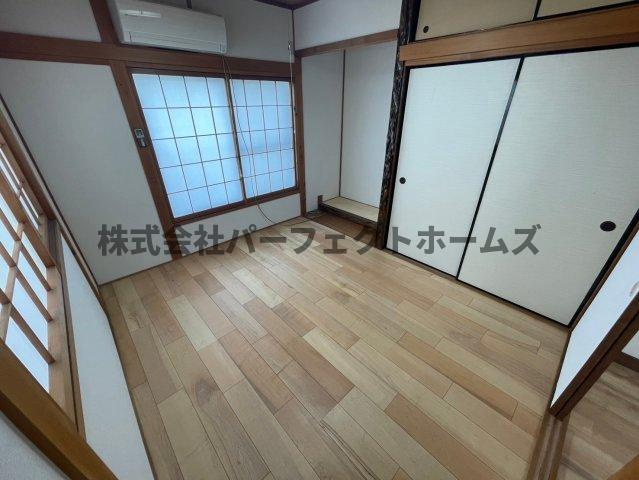 緑町戸建　賃貸の洋室|広々とした洋室です