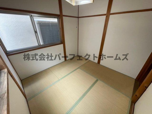 緑町戸建　賃貸の和室|和室があれば、来客や子供用のスペースとして活躍します