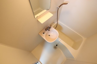 【浴室】 | ボイス・デ・ムドン