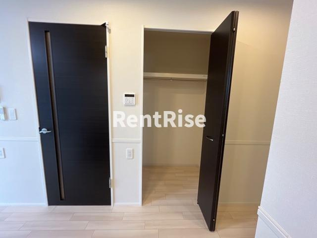 パークタワー・里の収納|リビング収納(イメージ)