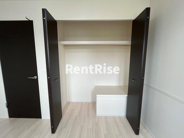 パークタワー・里の洋室|北側洋室収納(イメージ)