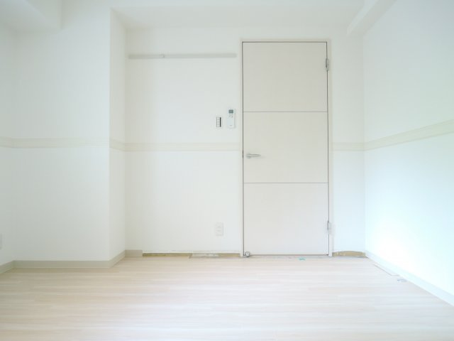 ネオコート上土室の洋室