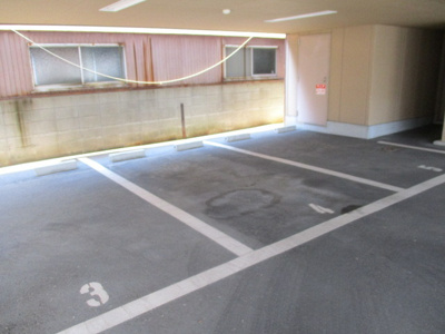 【駐車場】 | デイ・ブレイク | 敷地内駐車場空きあります