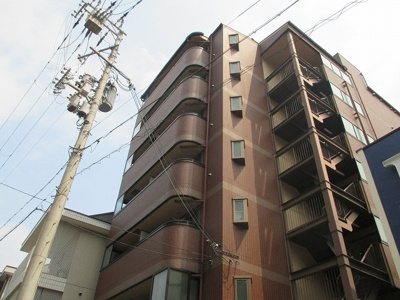 【外観】 | デイ・ブレイク | きれいな外観です