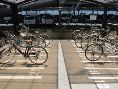 【その他共用部分】 | デイ・ブレイク | 自転車置き場です