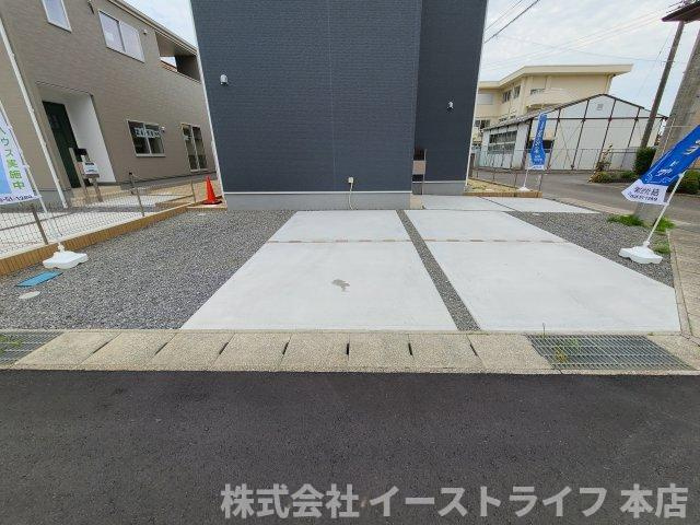 【新築戸建】値下げ！平泉崎第6※子育て支援対象※の駐車場|1号棟写真　カースペースです。3台駐車可能（車種による）
