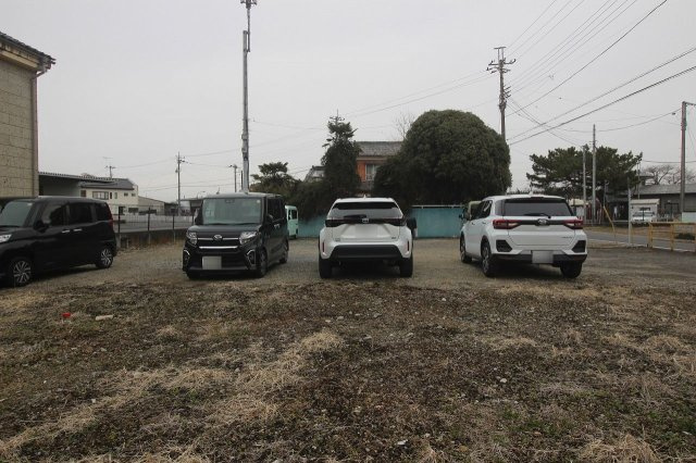 小山市松沼の外観|敷地内から北に向かって