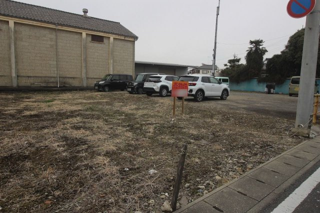 小山市松沼の外観|東側公道から全体を撮影