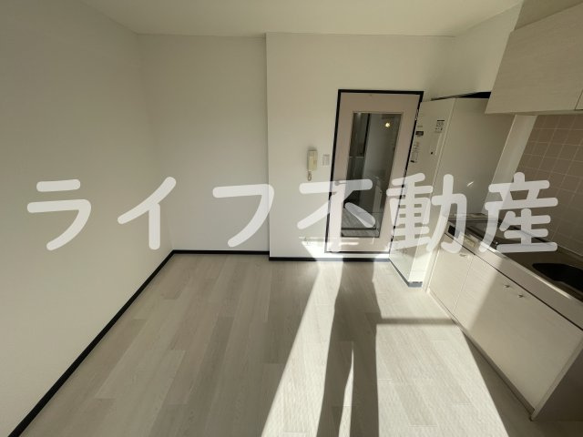 パークモダン高井田の内装|明るい室内です