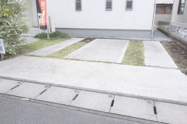 小山市粟宮1丁目の駐車場|駐車スペース、台駐車可能です