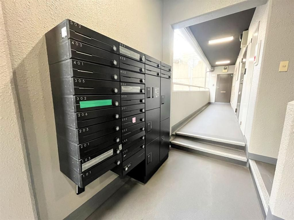 千葉市中央区汐見丘町の一棟マンション